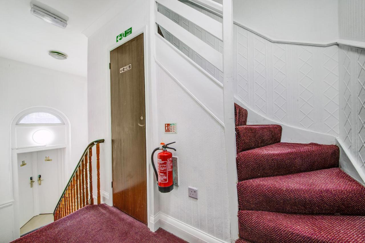 Hotel Oyo 24 Sussex, London Paddington Exterior foto